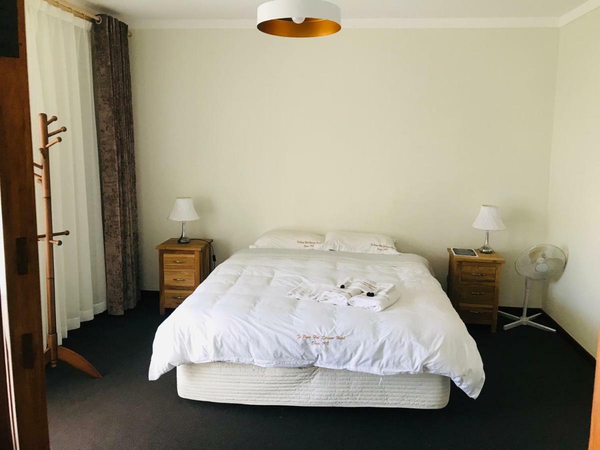 Te Puia Hot Springs Hotel Buitenkant foto